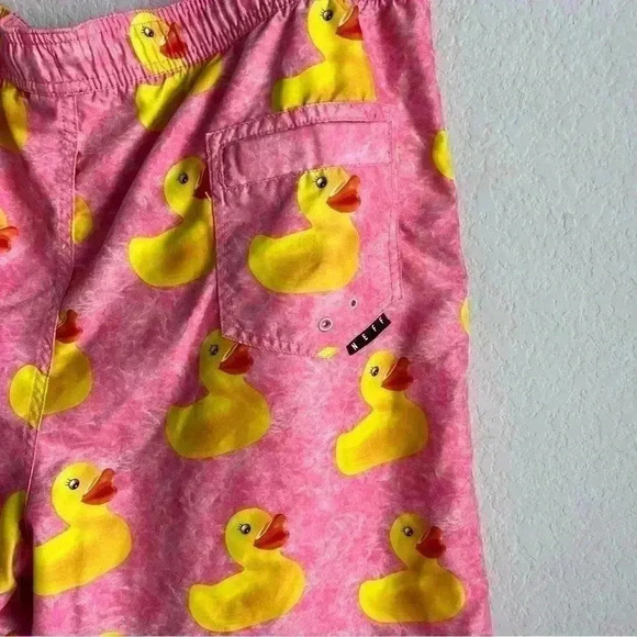 NEFF Men’s Pink Rubber Duckie Swim Board Shorts Size X-Large - Picture 9 of 11